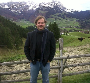 Luis Hernán Palacios viajó a Suiza y realizó el curso "Doing Business in Latin America" en University of St. Gallen