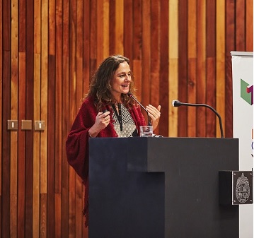 Cristina Zurbriggen, experta uruguaya en innovación social: “Hay que innovar en políticas sociales”.