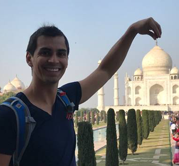 Carlos Pugin: la experiencia de un alumnos MBA UC de intercambio en India