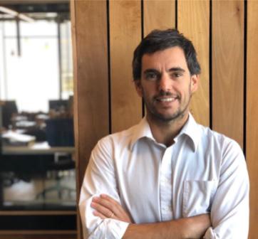 Sebastián Gatica es nombrado miembro del comité editorial de la Stanford Social Innovation Review